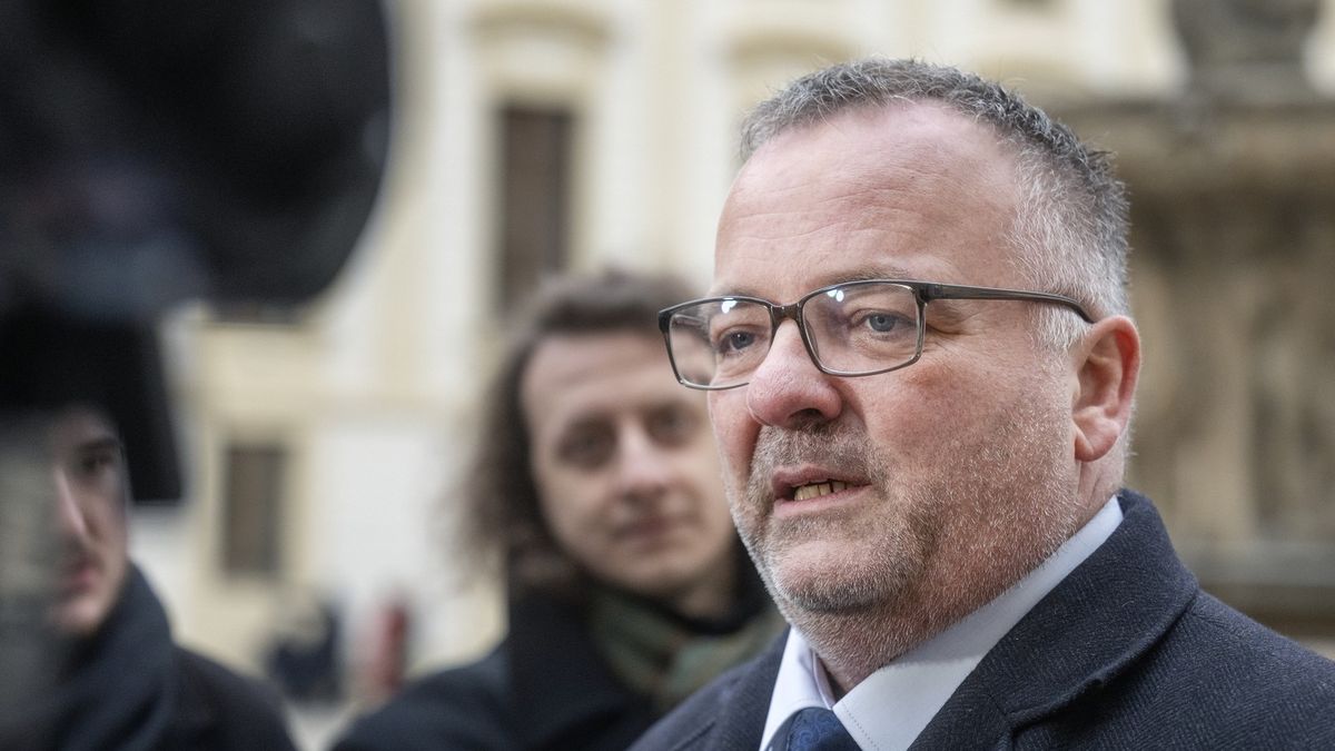 Cizinec ministrem? Proč ano, a proč ne